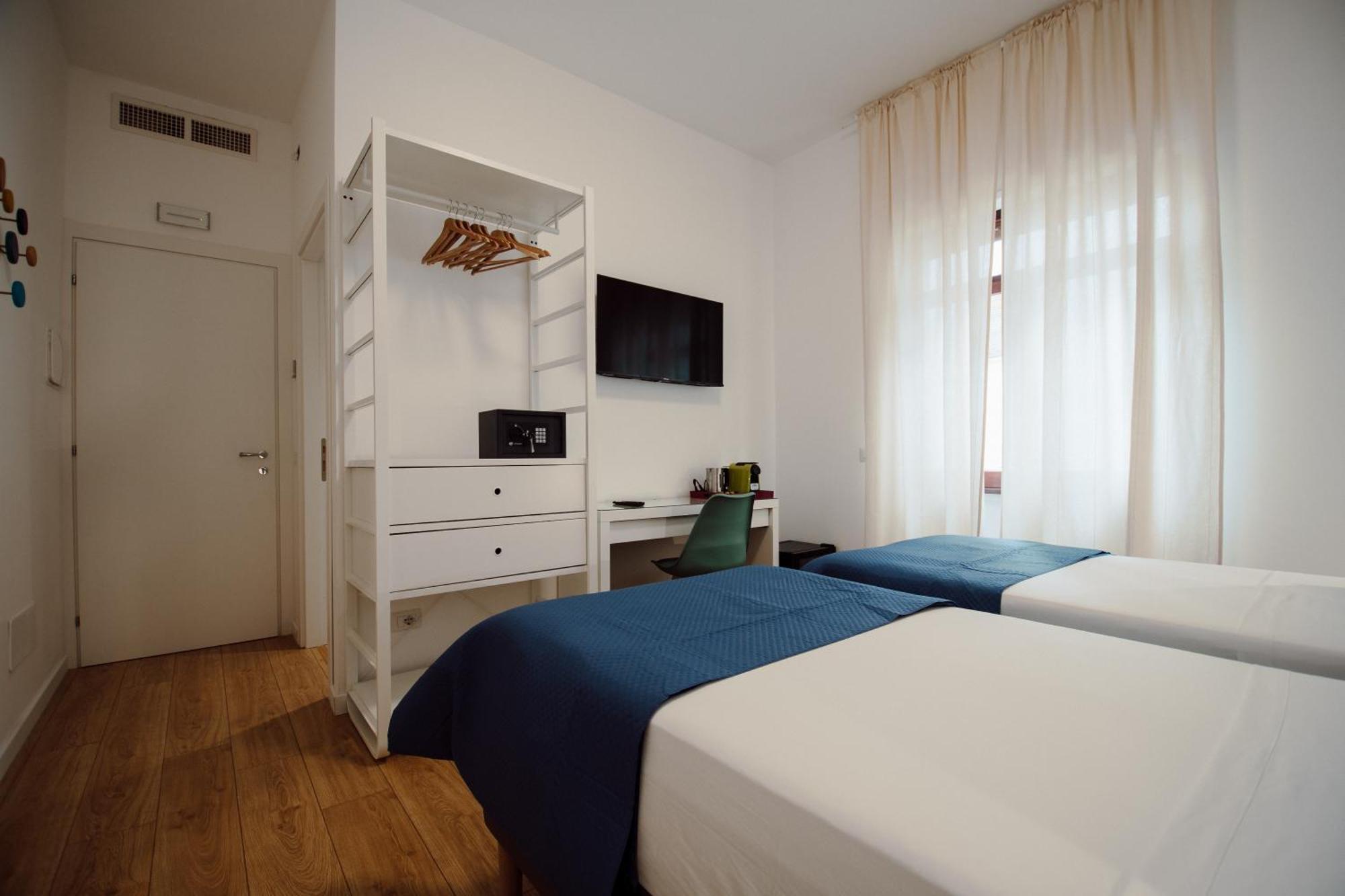 Sweet Dreams Hotel Civitavecchia Exterior photo